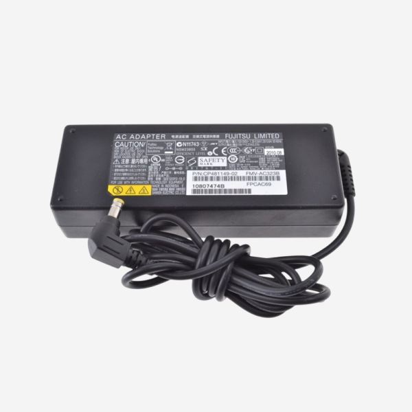 chargeur fujitsu 19V 5,27A